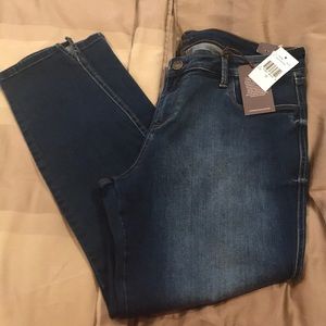 Kut from the Kloth Eva ankle skinny